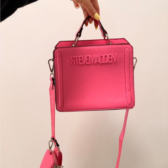 Steve Madden Handbags - Steve Madden satchel